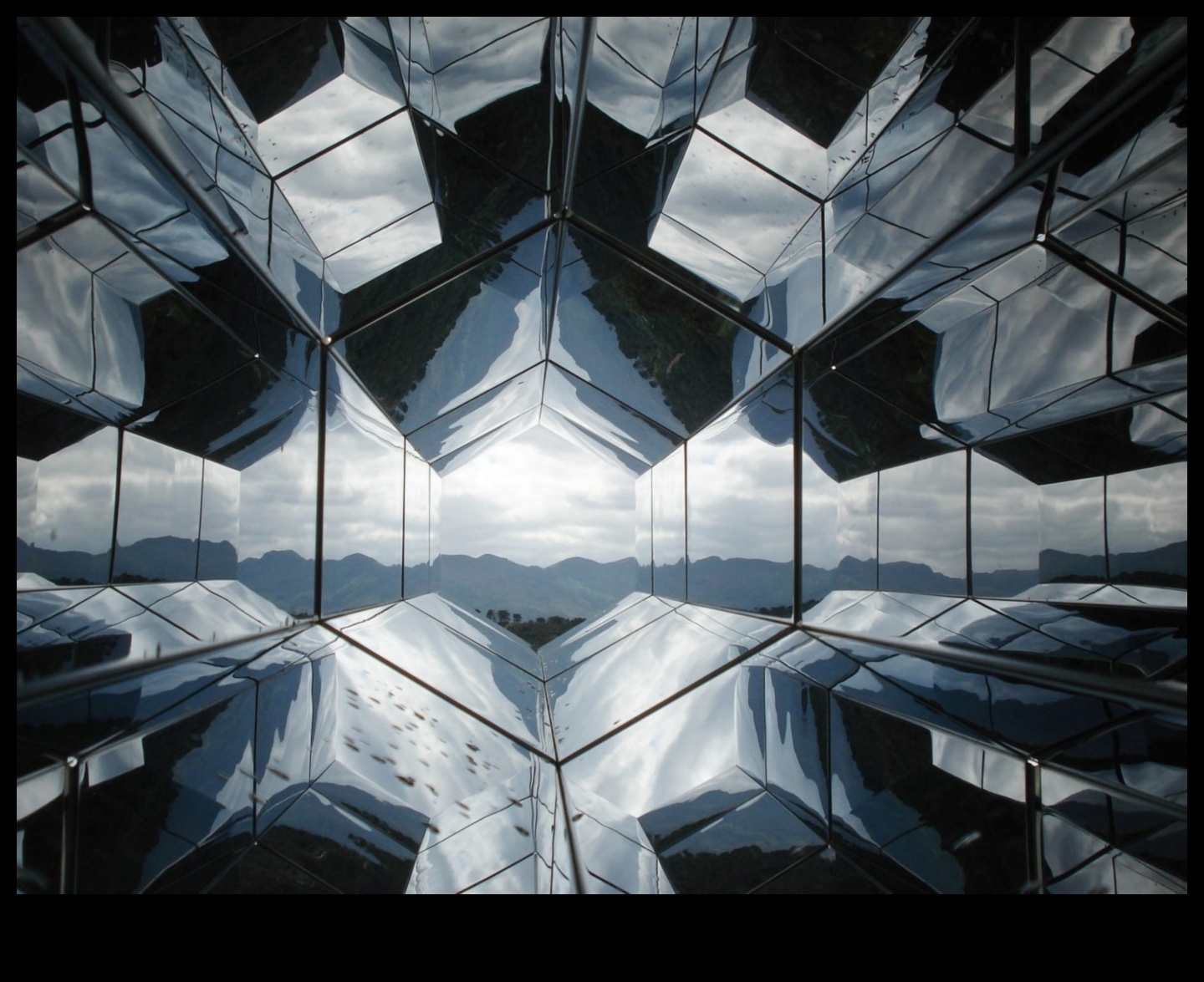 Design Renaissance מדריך מודרני ליצירת תיק עבודות אפקטיבי 2 רנסנס עיצובי: גילוי מחדש של אמנות יצירת תיקים יעילה