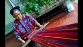 יצירות אמנות האריגה 6 טכניקות יצירה לאריגה: יצירת אמנות טקסטיל עם חוטים