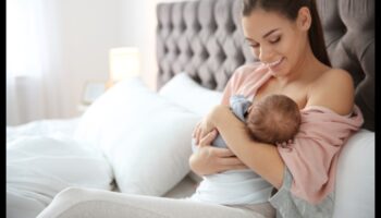 בריח מחמם לב: היופי הרגשי של הנקה