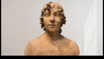 פאר פיסולי: טרנספורמציות אמנותיות של צורת האדם